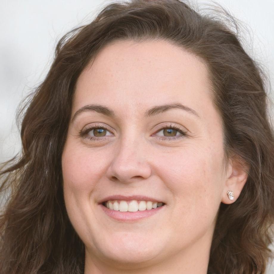 Portrait de Claire Dubois, spécialiste en épargne